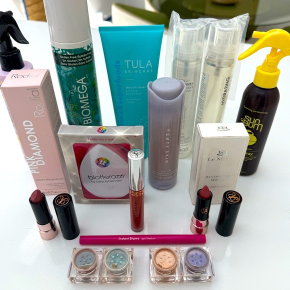 Makeup Artist Cleanout Part 3 - Picture 6 of 6